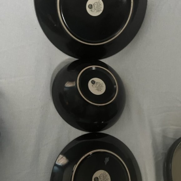 Set of ELITE brown & tan Plates, bowls & saucers - Picture 2 of 8